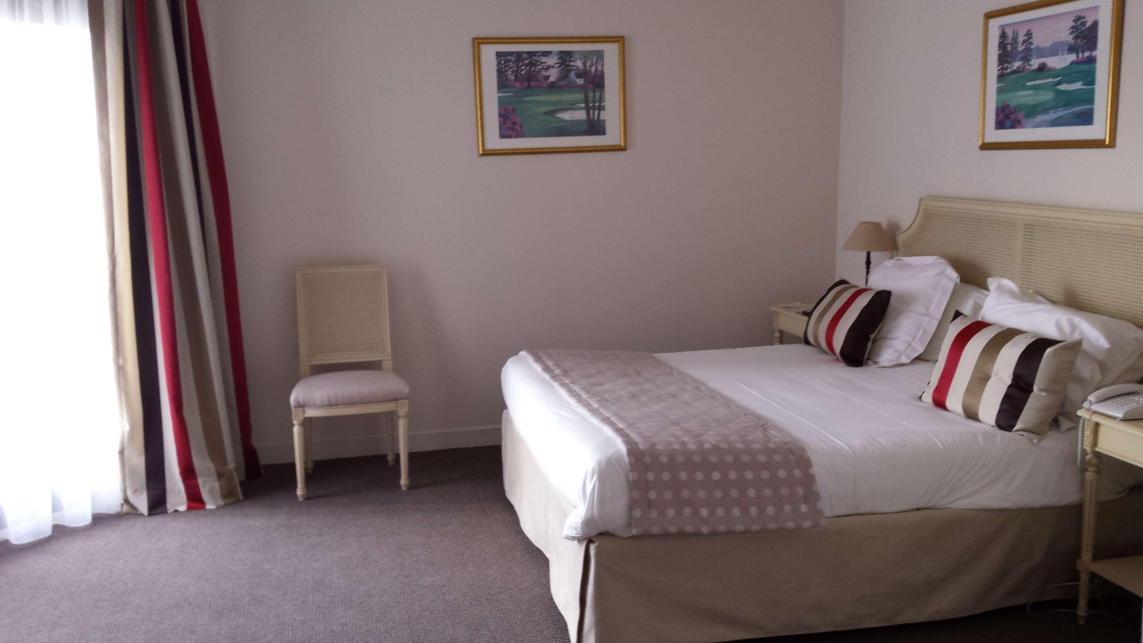 Best Western Plus Hostellerie Du Vallon Трувиль-сюр-Мер Экстерьер фото